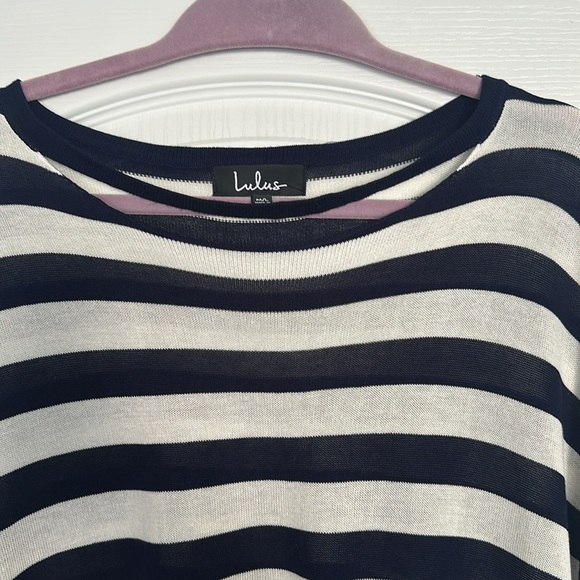 Lulu’s Isadora Navy Blue and White Striped Oversized Sweater NWT - Picture 9 of 12